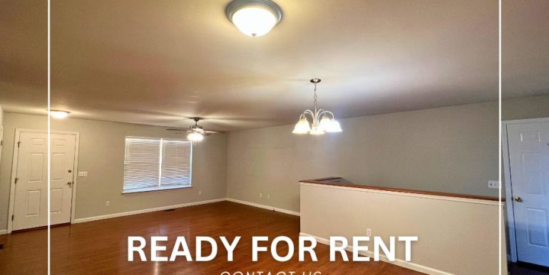 29 S. Camelot- Living Room